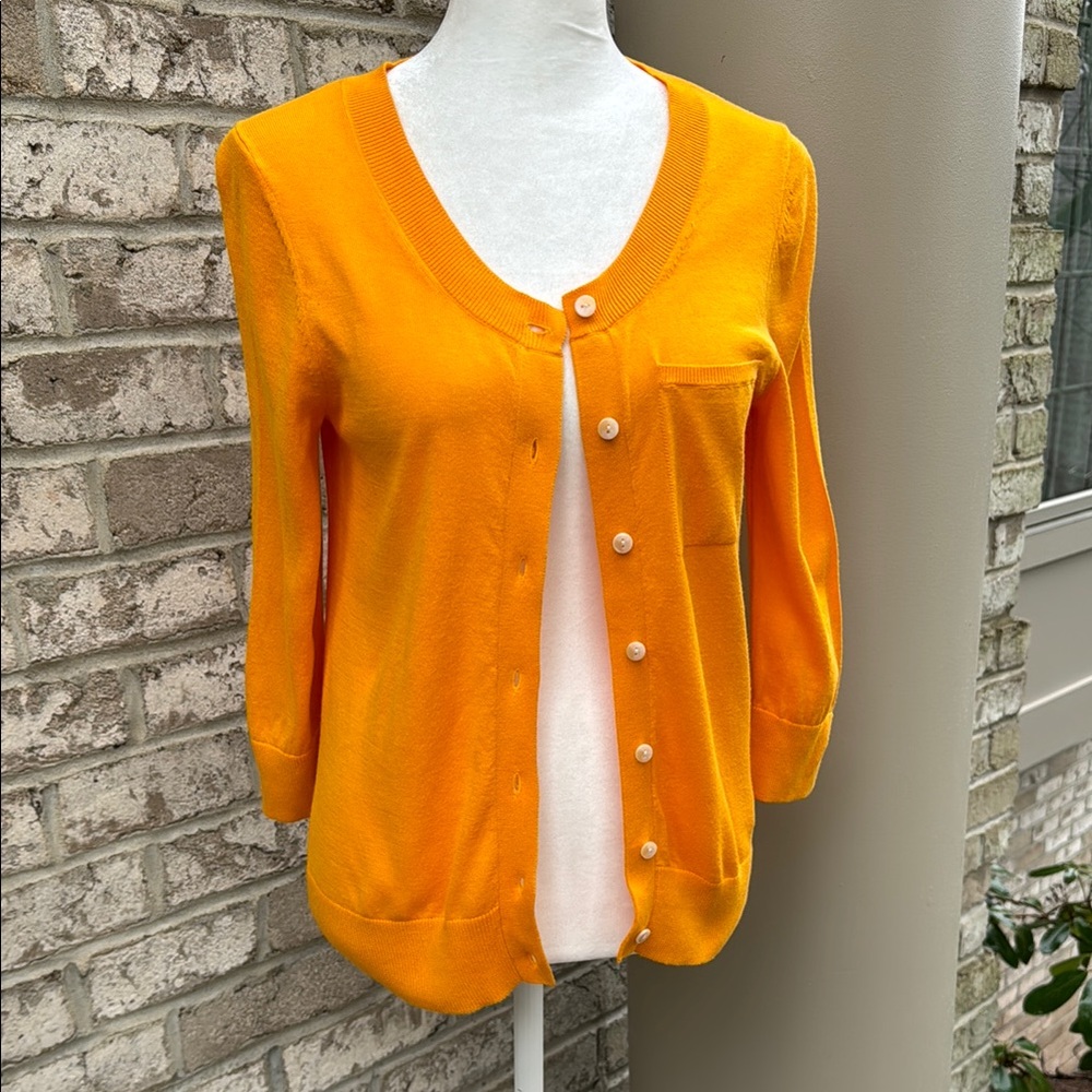New GAP Vibrant Orange Cardigan Sweater NWOT - Picture 1 of 14
